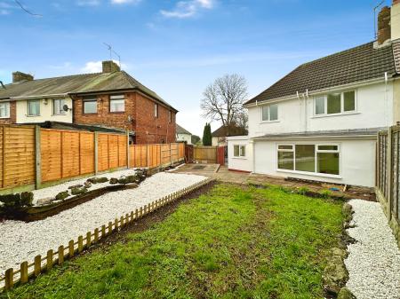 3 bedroom Semi-detached house for sale in Booth Road, Wednesbury, Wednesbury, WS10