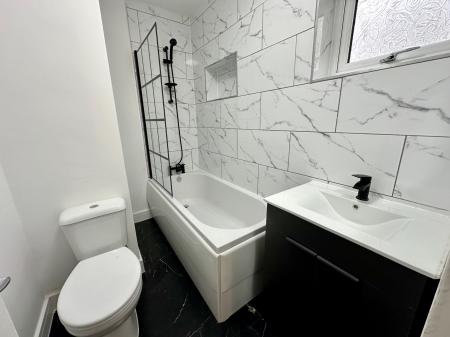 3 bedroom Semi-detached house for sale in Booth Road, Wednesbury, Wednesbury, WS10