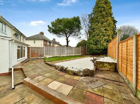 3 bedroom Semi-detached house for sale in Booth Road, Wednesbury, Wednesbury, WS10