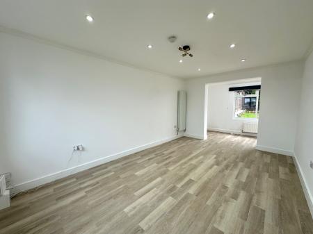 3 bedroom Semi-detached house for sale in Booth Road, Wednesbury, Wednesbury, WS10