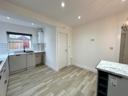 3 bedroom Semi-detached house for sale in Booth Road, Wednesbury, Wednesbury, WS10