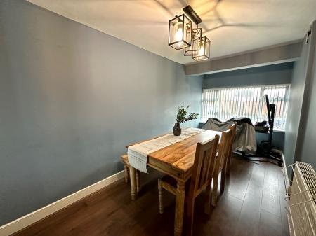 3 bedroom Detached house for sale in Meeting Street, Wednesbury, Wednesbury, WS10