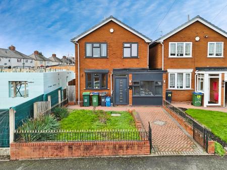 3 bedroom Detached house for sale in Meeting Street, Wednesbury, WS10