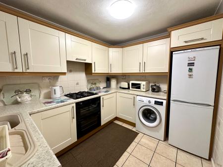 2 bedroom Detached bungalow for sale in Sandwell Road North, West Bromwich, B71