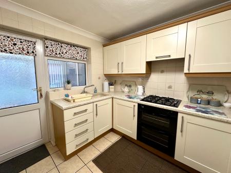 2 bedroom Detached bungalow for sale in Sandwell Road North, West Bromwich, B71