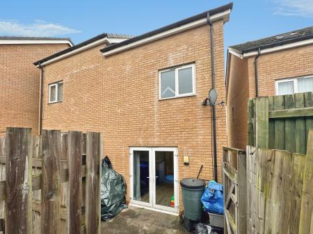 3 bedroom Semi-detached house for sale in Bradfield Way, Dudley, DY1