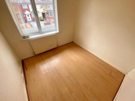 3 bedroom Semi-detached house to let in Stanbury Avenue, Wednesbury, WS10