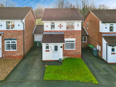 3 bedroom Link detached house for sale in Haywoods Farm, West Bromwich, B71