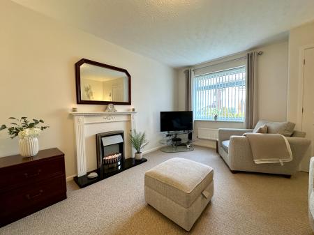 3 bedroom Link detached house for sale in Haywoods Farm, West Bromwich, B71