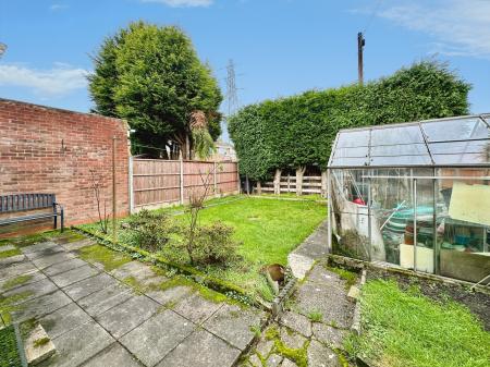 3 bedroom Semi-detached house for sale in Spring Parklands, Dudley, DY1