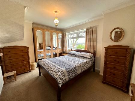 3 bedroom Semi-detached house for sale in Hamstead Terrace, Wednesbury, Wednesbury, WS10
