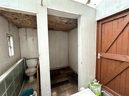 3 bedroom Semi-detached house for sale in Hudson Road, Tipton, DY4