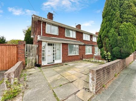3 bedroom Semi-detached house for sale in Hudson Road, Tipton, DY4