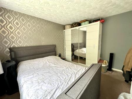 3 bedroom Semi-detached house for sale in Hudson Road, Tipton, DY4