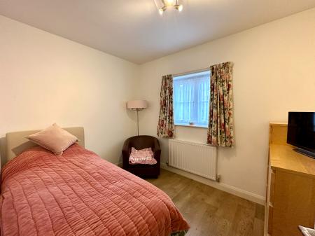 2 bedroom Detached bungalow for sale in Jockey Lane, Wednesbury, Wednesbury, WS10