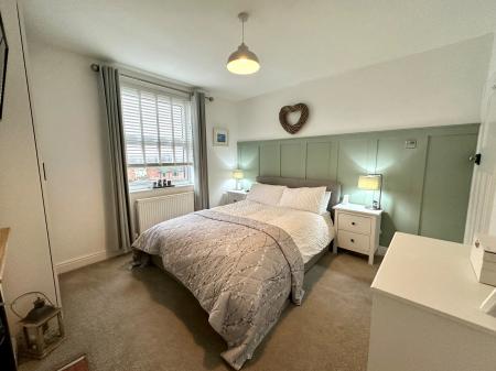 2 bedroom Terraced House for sale in Heath Lane, West Bromwich, B71