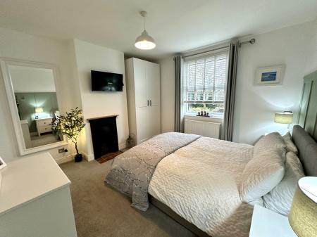 2 bedroom Terraced House for sale in Heath Lane, West Bromwich, B71