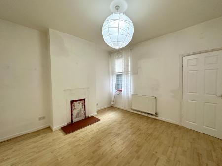 2 bedroom Terraced House for sale in Osborne Road, West Bromwich, B70