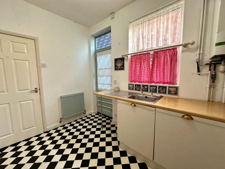 2 bedroom Terraced House for sale in Osborne Road, West Bromwich, B70