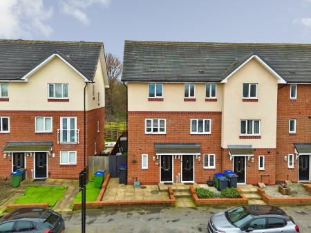 Crankhall Lane, Wednesbury, Wednesbury, WS10