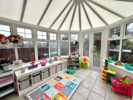 2 bedroom Semi-detached house for sale in Goldicroft Road, Wednesbury, Wednesbury, WS10