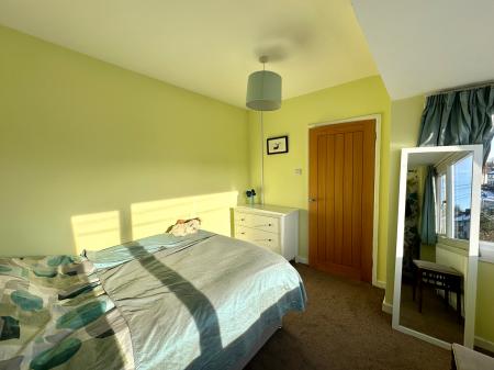 2 bedroom Semi-detached house for sale in Oaktree Road, Wednesbury, Wednesbury, WS10