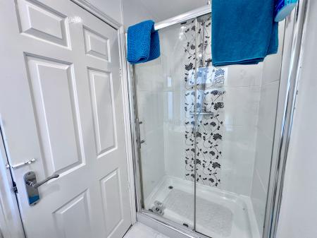 4 bedroom Semi-detached house for sale in Holden Road, Wednesbury, Wednesbury, WS10