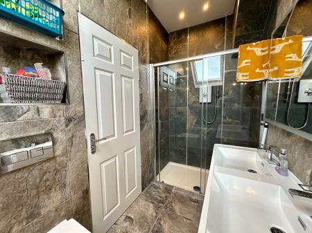 4 bedroom Semi-detached house for sale in Holden Road, Wednesbury, Wednesbury, WS10