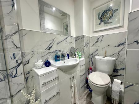 2 bedroom Maisonette for sale in Woden Road South, Wednesbury, WS10