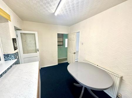 2 bedroom Semi-detached house to let in Dangerfield Lane, Wednesbury, WS10