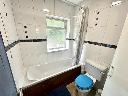 2 bedroom Semi-detached house to let in Dangerfield Lane, Wednesbury, WS10