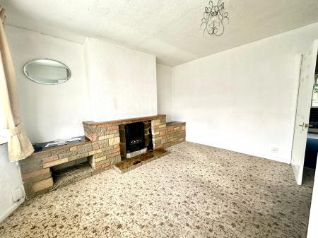 2 bedroom Semi-detached house to let in Dangerfield Lane, Wednesbury, WS10