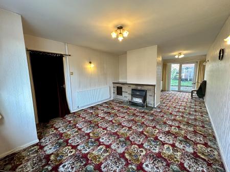 3 bedroom Semi-detached house for sale in Mounts Road, Wednesbury, Wednesbury, WS10