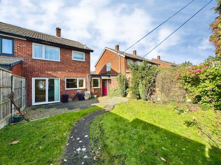 3 bedroom Semi-detached house for sale in Mounts Road, Wednesbury, Wednesbury, WS10