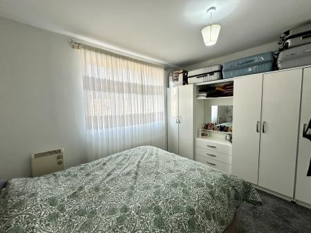 2 bedroom Apartment for sale in Dorsett Road, Darlaston, Wednesbury, WS10