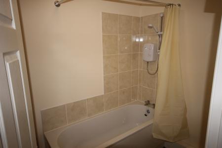 2 bedroom Apartment to let in Wiley Avenue South, Wednesbury, WS10