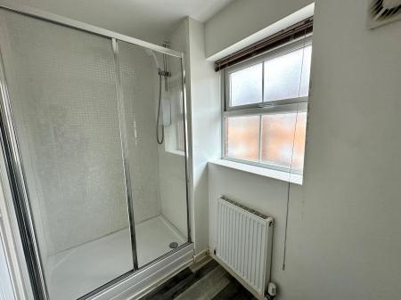 3 bedroom Detached house for sale in Puddlers Grove, Wednesbury, Wednesbury, WS10