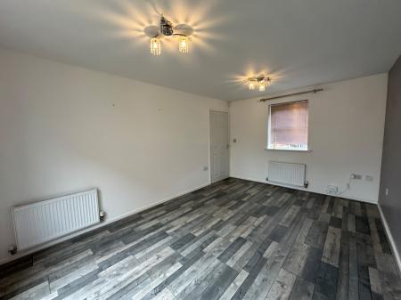 3 bedroom Detached house for sale in Puddlers Grove, Wednesbury, Wednesbury, WS10