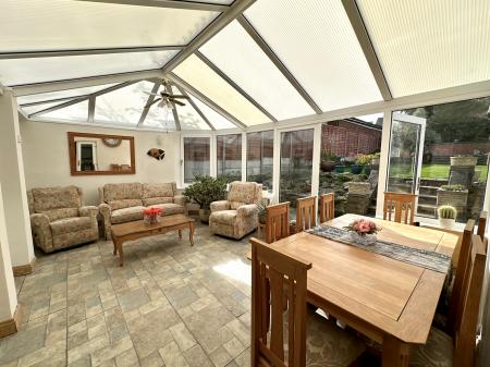 3 bedroom Detached house for sale in Trotters Lane, West Bromwich, B71