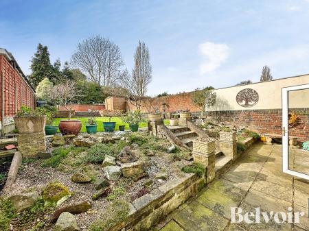 3 bedroom Detached house for sale in Trotters Lane, West Bromwich, B71