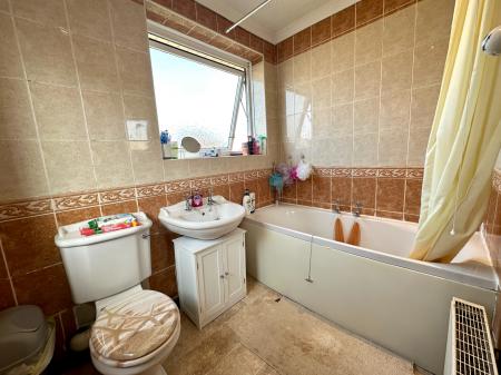 3 bedroom Semi-detached house for sale in Kent Road, Wednesbury, WS10