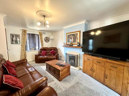 3 bedroom Semi-detached house for sale in Vimy Road, Wednesbury, WS10