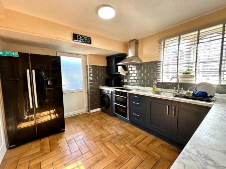 3 bedroom Semi-detached house for sale in Vimy Road, Wednesbury, WS10