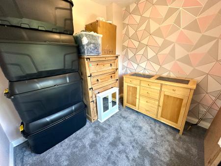 3 bedroom Semi-detached house for sale in Vimy Road, Wednesbury, WS10