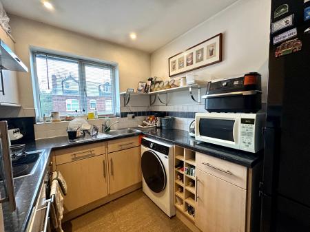 2 bedroom Maisonette for sale in Ridding Lane, Wednesbury, WS10