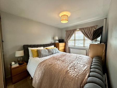 2 bedroom Maisonette for sale in Ridding Lane, Wednesbury, WS10