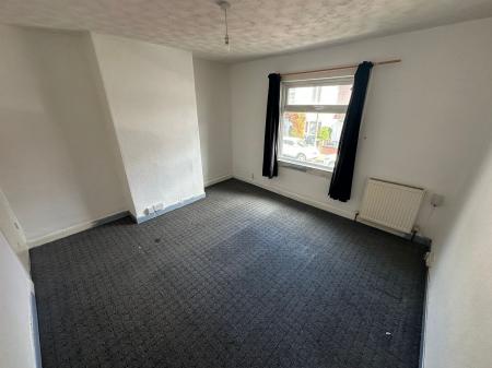 3 bedroom Terraced House to let in Wharfedale Street, Wednesbury, WS10