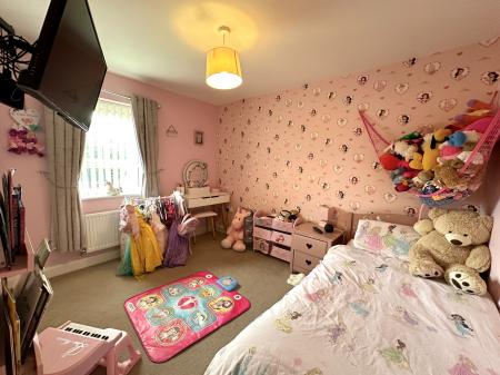 4 bedroom Detached house for sale in Centenary Lane, Wednesbury, Wednesbury, WS10