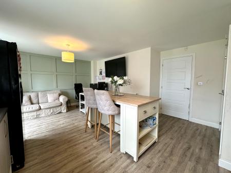 4 bedroom Detached house for sale in Centenary Lane, Wednesbury, Wednesbury, WS10