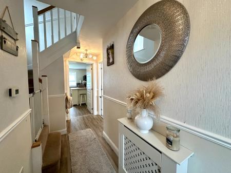 4 bedroom Detached house for sale in Centenary Lane, Wednesbury, Wednesbury, WS10